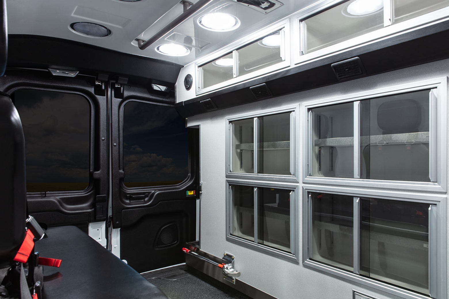SRH-148WD-T2-Interior-2